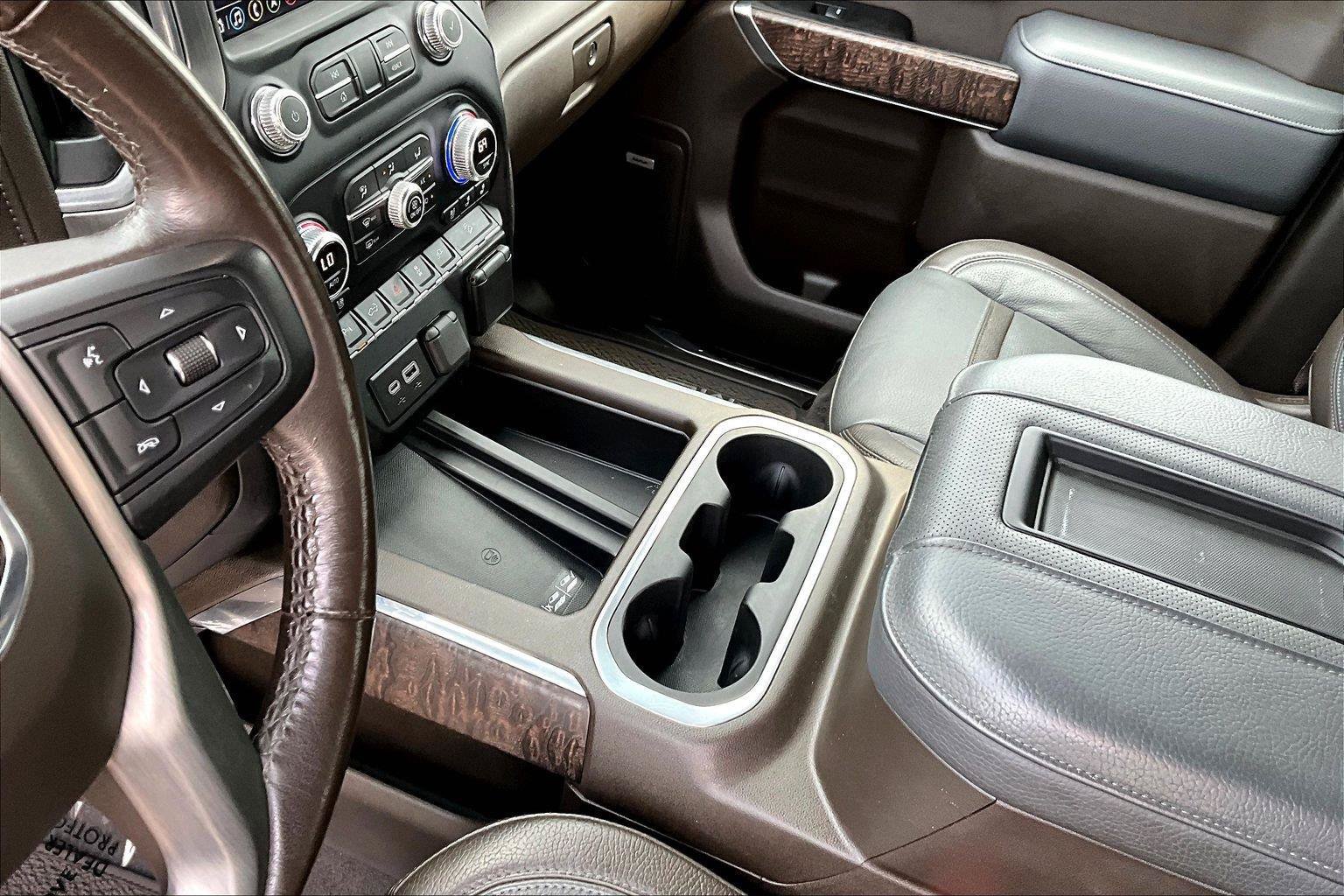 Used 2022 GMC Sierra 2500 Denali AWD/4WD image 17