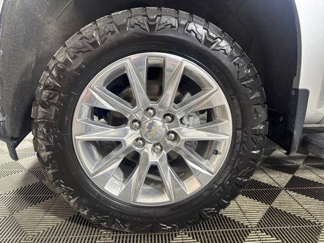 Used 2021 Chevrolet Silverado 1500 LTZ w/ LTZ Premium Package AWD/4WD image 10
