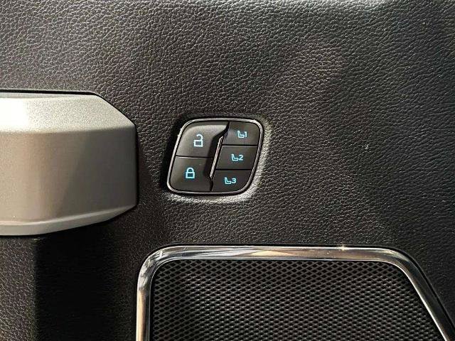Certified 2021 Ford F250 Lariat w/ Lariat Ultimate Package AWD/4WD image 19