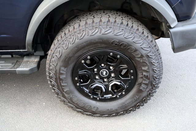 Certified 2021 Ford Bronco Wildtrak image 19