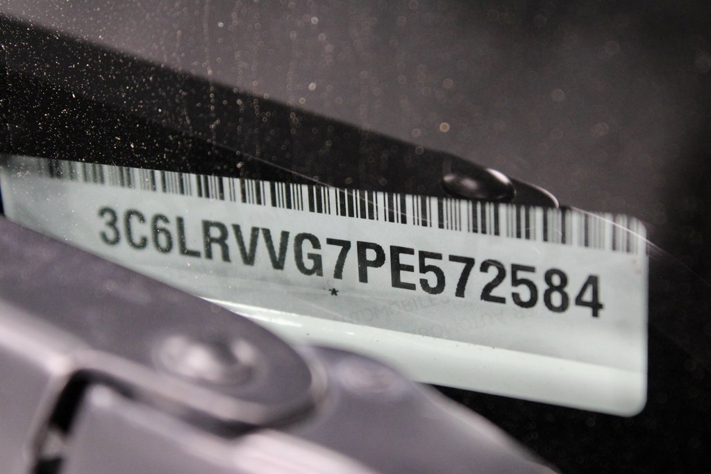 Used 2023 RAM ProMaster 2500 image 32