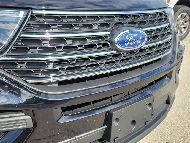 Certified 2022 Ford Explorer XLT AWD/4WD image 14
