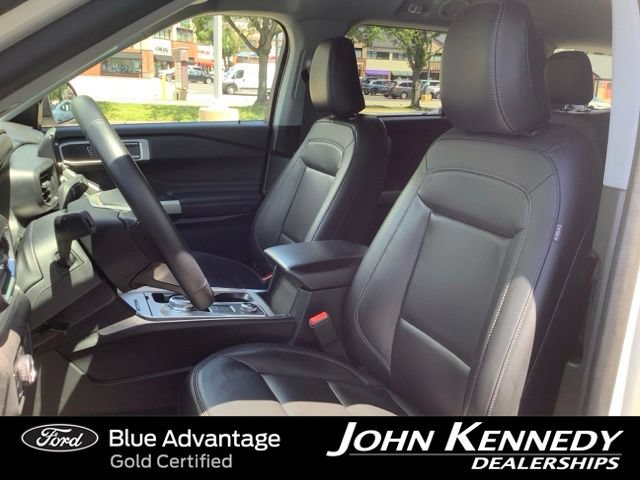 Certified 2023 Ford Explorer XLT w/ Equipment Group 202A AWD/4WD image 11