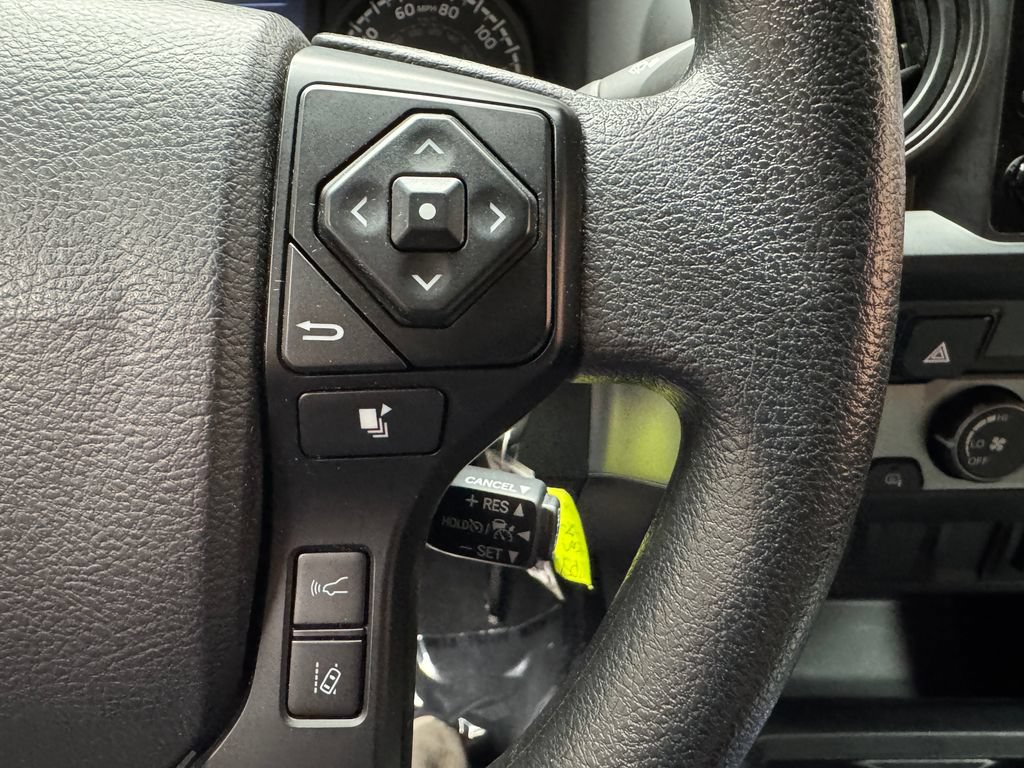 Used 2021 Toyota Tacoma SR AWD/4WD image 14