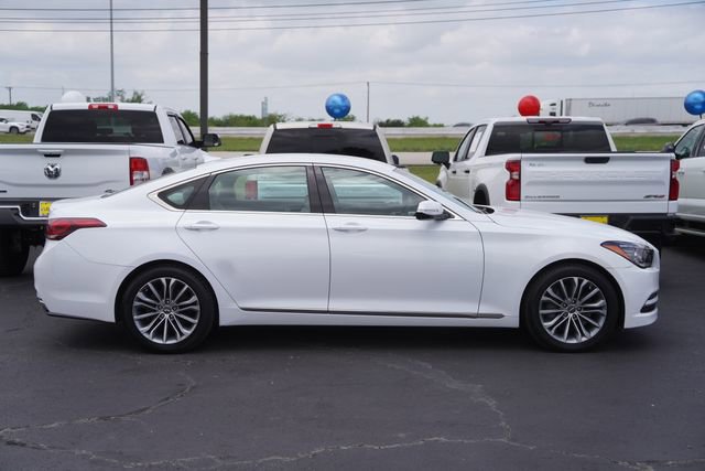 Used 2017 Genesis G80 3.8 RWD image 2