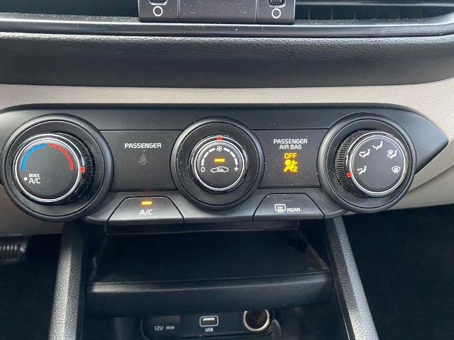 Used 2022 Kia Forte LXS w/ LXS Technology Package image 22