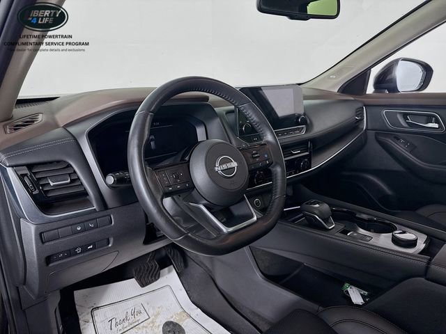 Used 2023 Nissan Rogue Platinum w/ Platinum Premium Package image 9