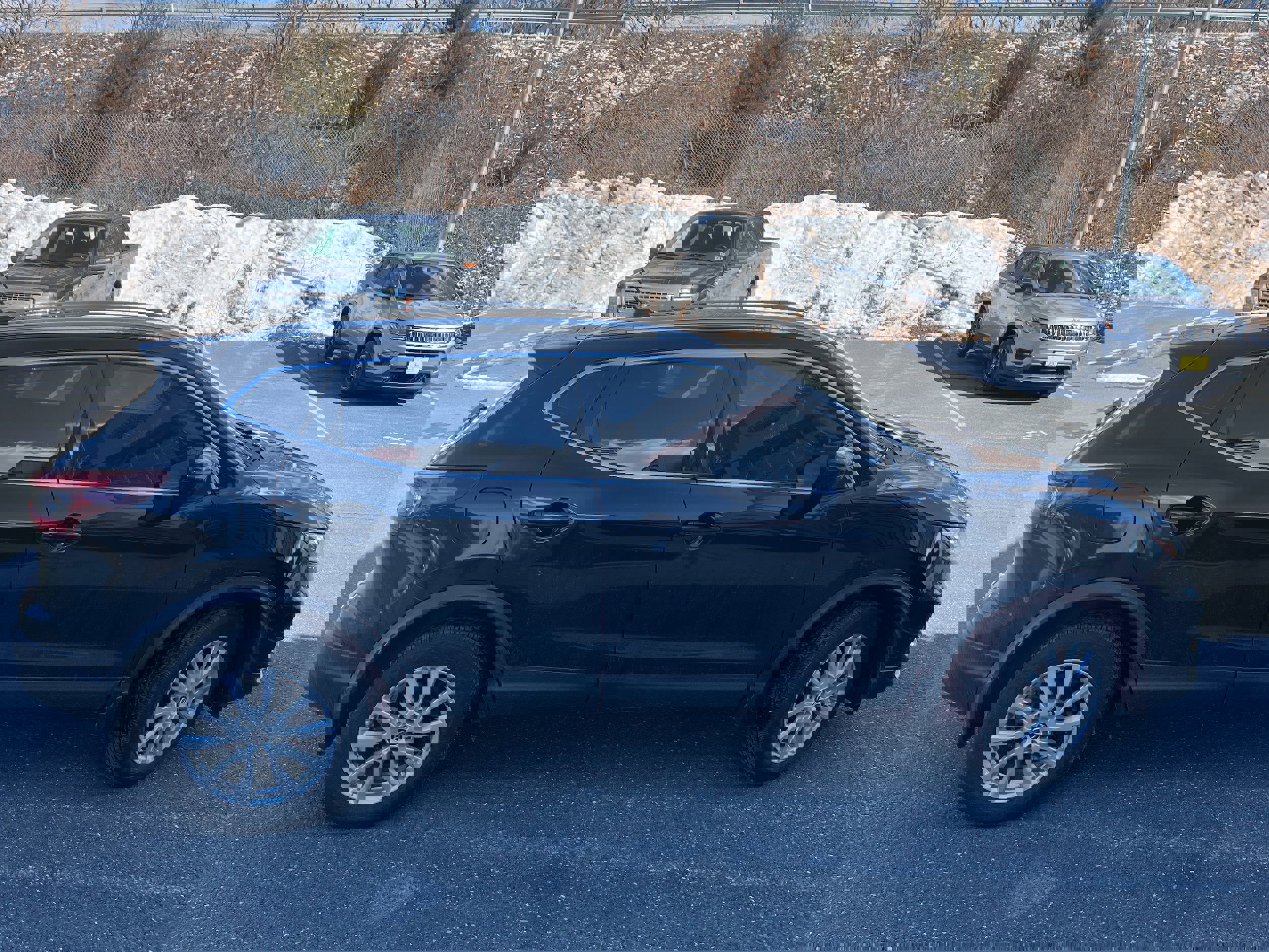 Used 2020 Nissan Rogue Sport SV image 5