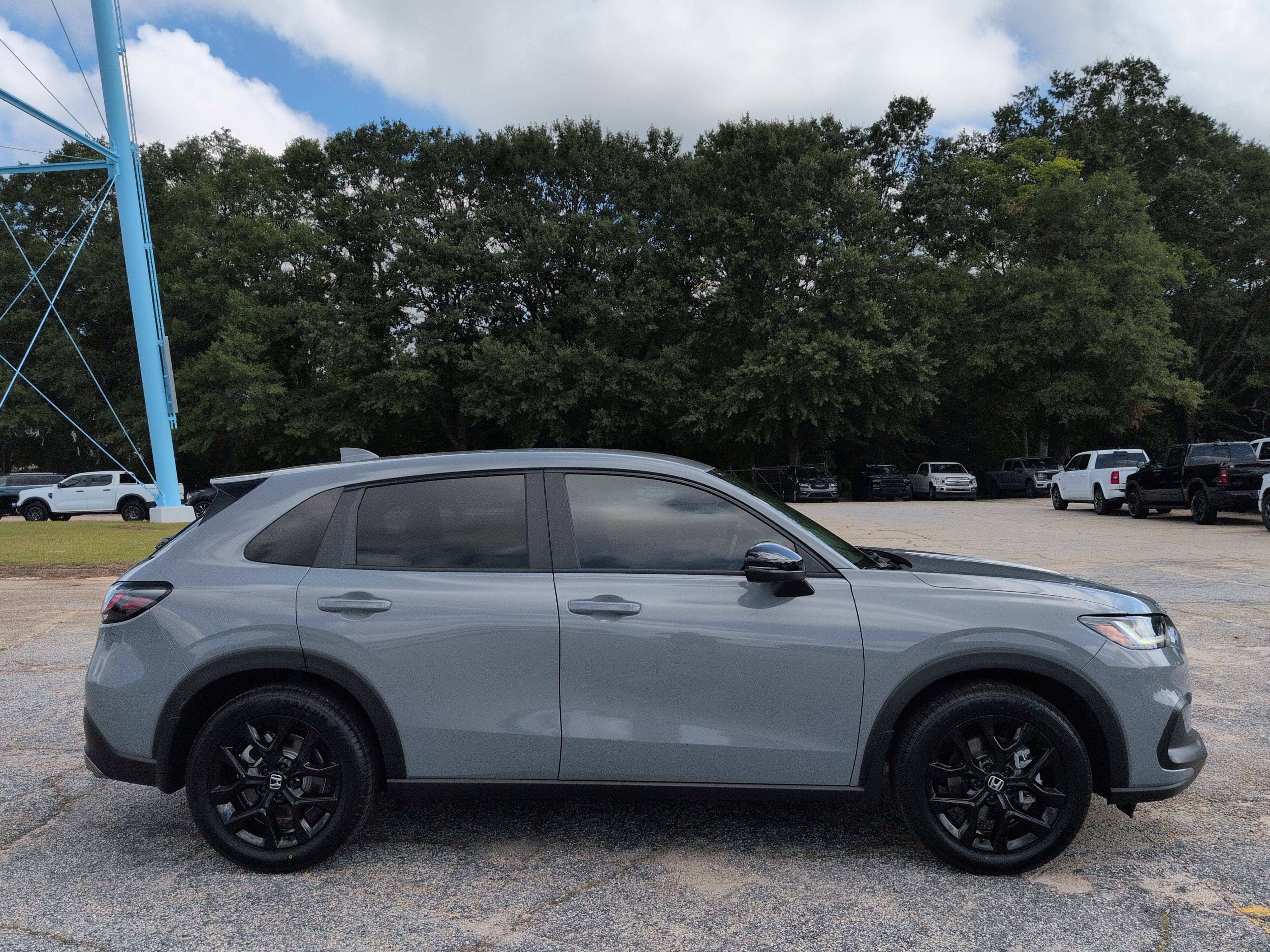 Used 2025 Honda HR-V Sport video 2