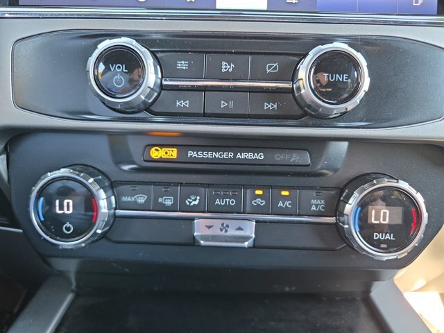 Certified 2022 Ford F250 Lariat AWD/4WD image 30