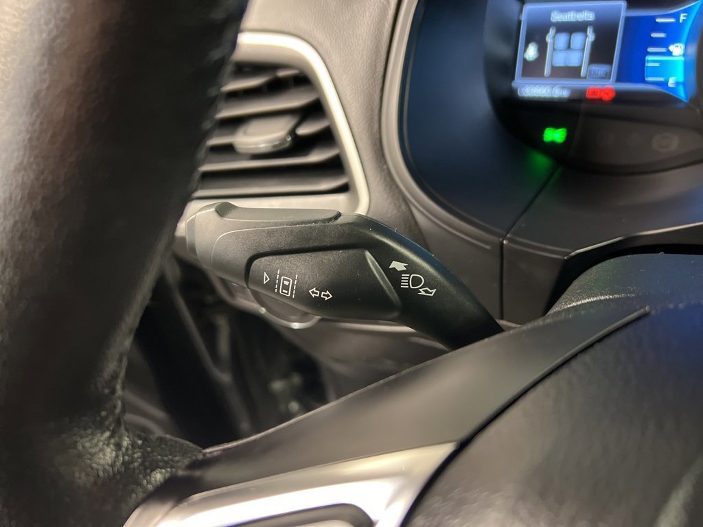 Certified 2022 Ford Edge SEL w/ Convenience Package image 17