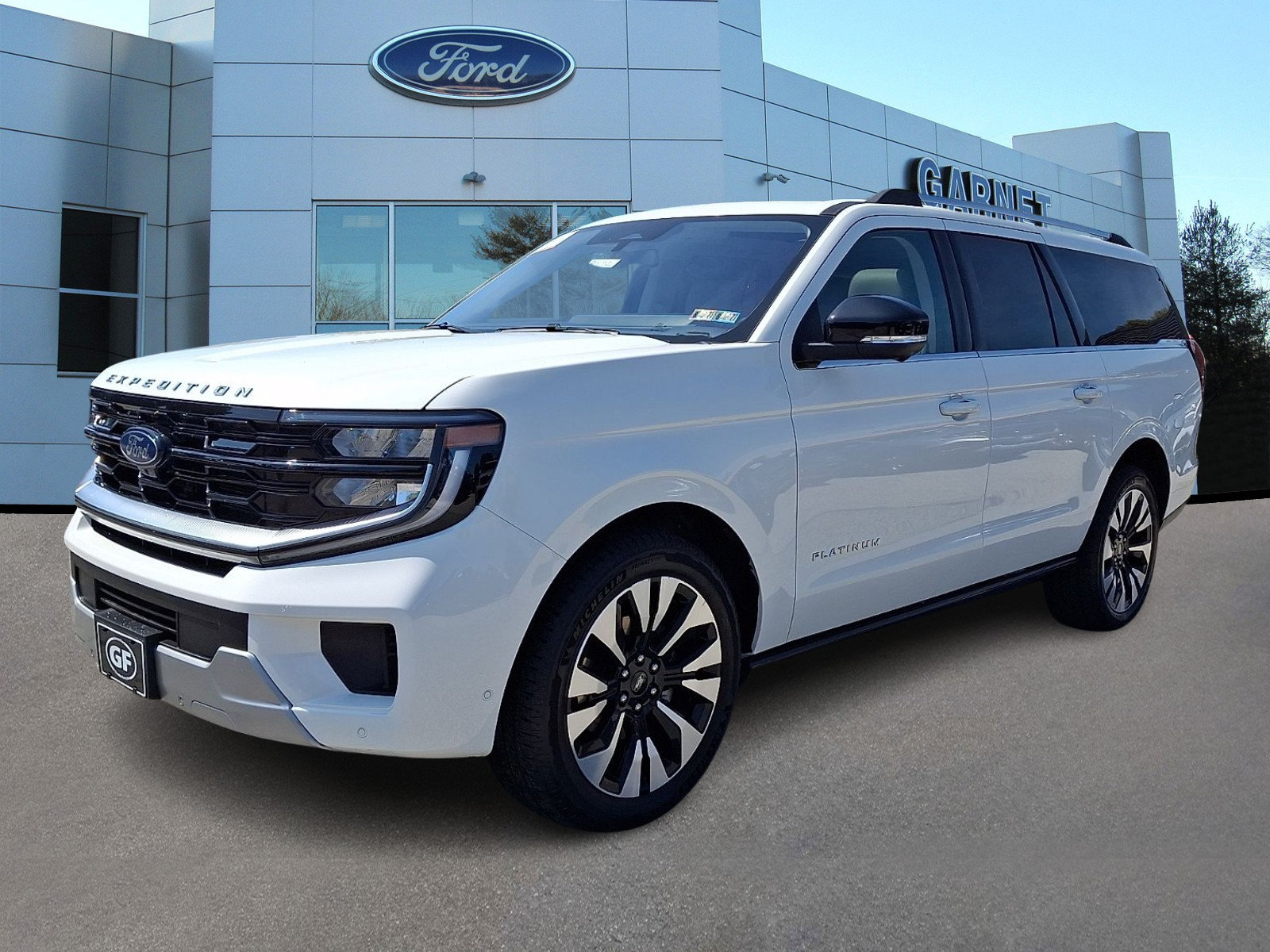 Certified 2025 Ford Expedition Max Platinum w/ Driver's Package AWD/4WD image 4