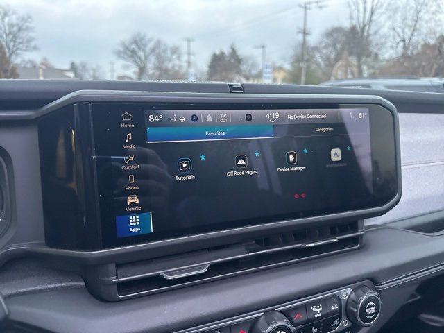 Used 2024 Jeep Wrangler Sahara w/ Safety Group image 26