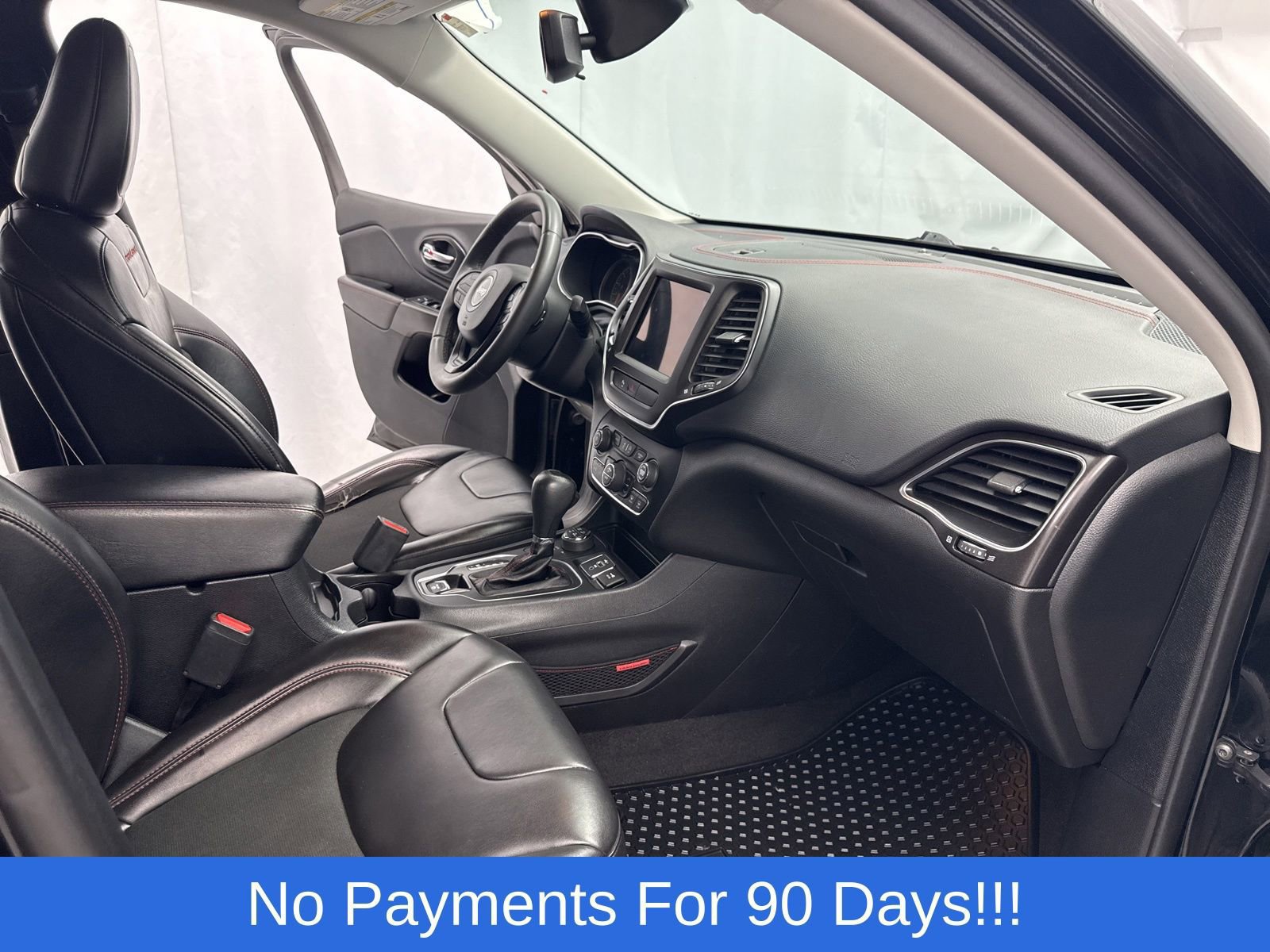 Used 2020 Jeep Cherokee Trailhawk w/ Trailer Tow Group image 30