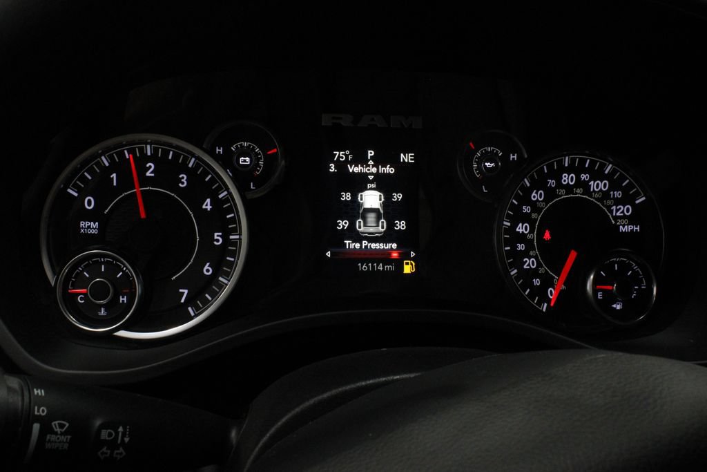Used 2025 RAM 1500 Big Horn AWD/4WD image 26