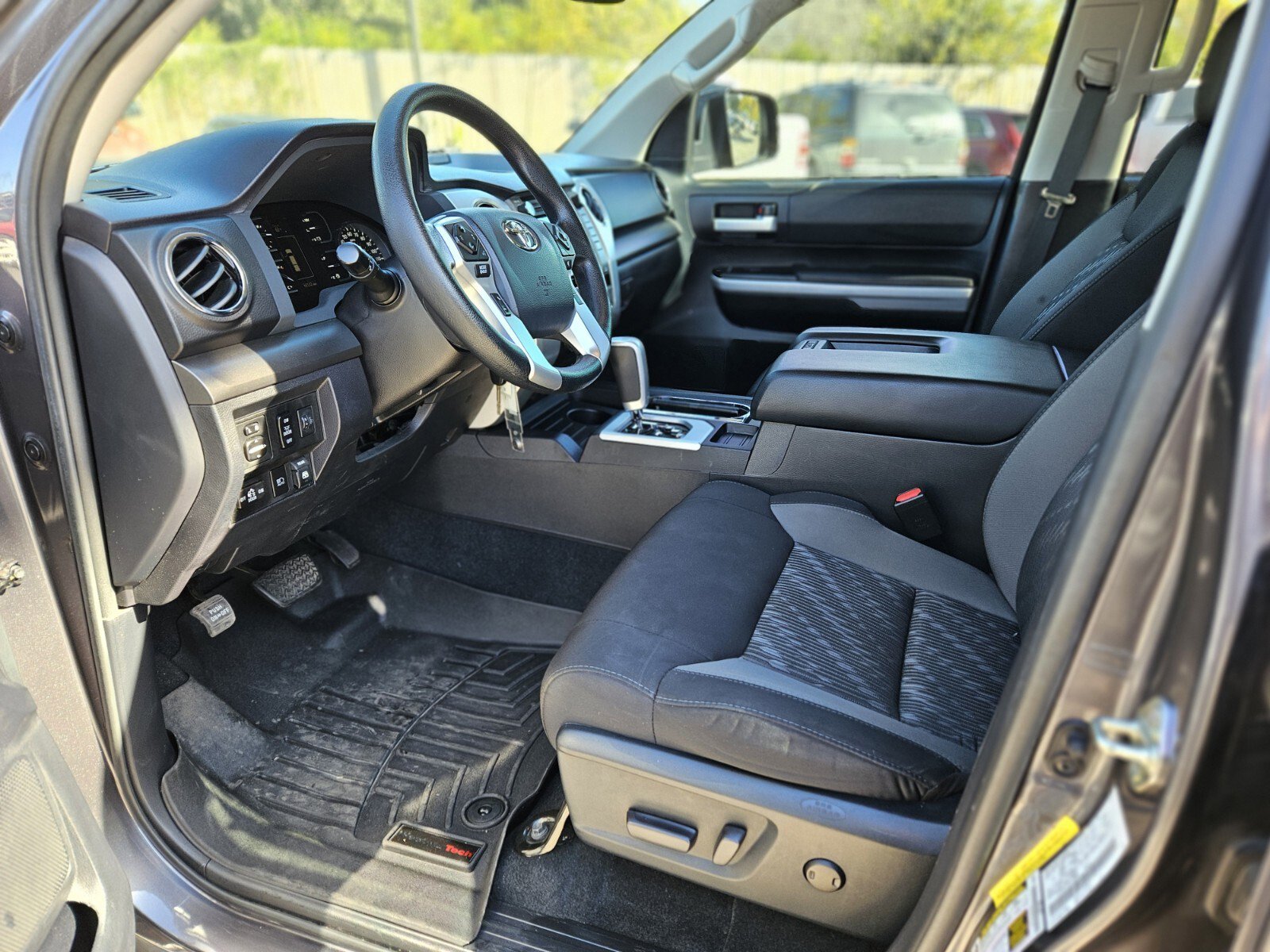 Used 2018 Toyota Tundra SR5 image 19