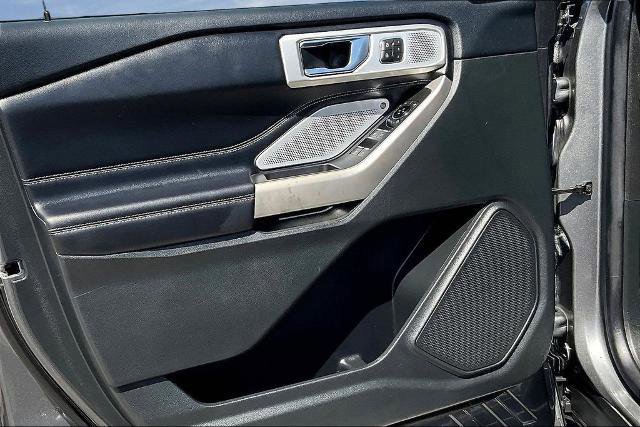 Certified 2022 Ford Explorer Limited w/ Limited Technology Package image 20