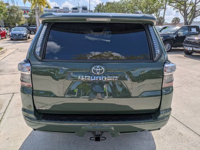 Used 2022 Toyota 4Runner TRD Sport w/ Technology Package AWD/4WD image 3