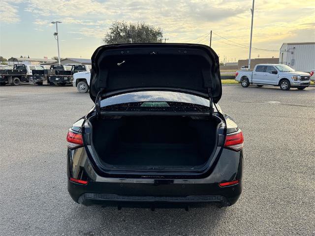 Used 2023 Nissan Sentra S image 9