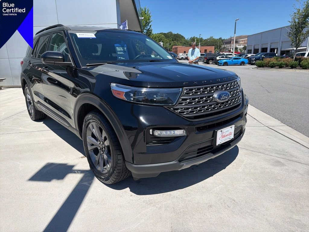 Certified 2023 Ford Explorer XLT w/ Equipment Group 202A RWD image 1