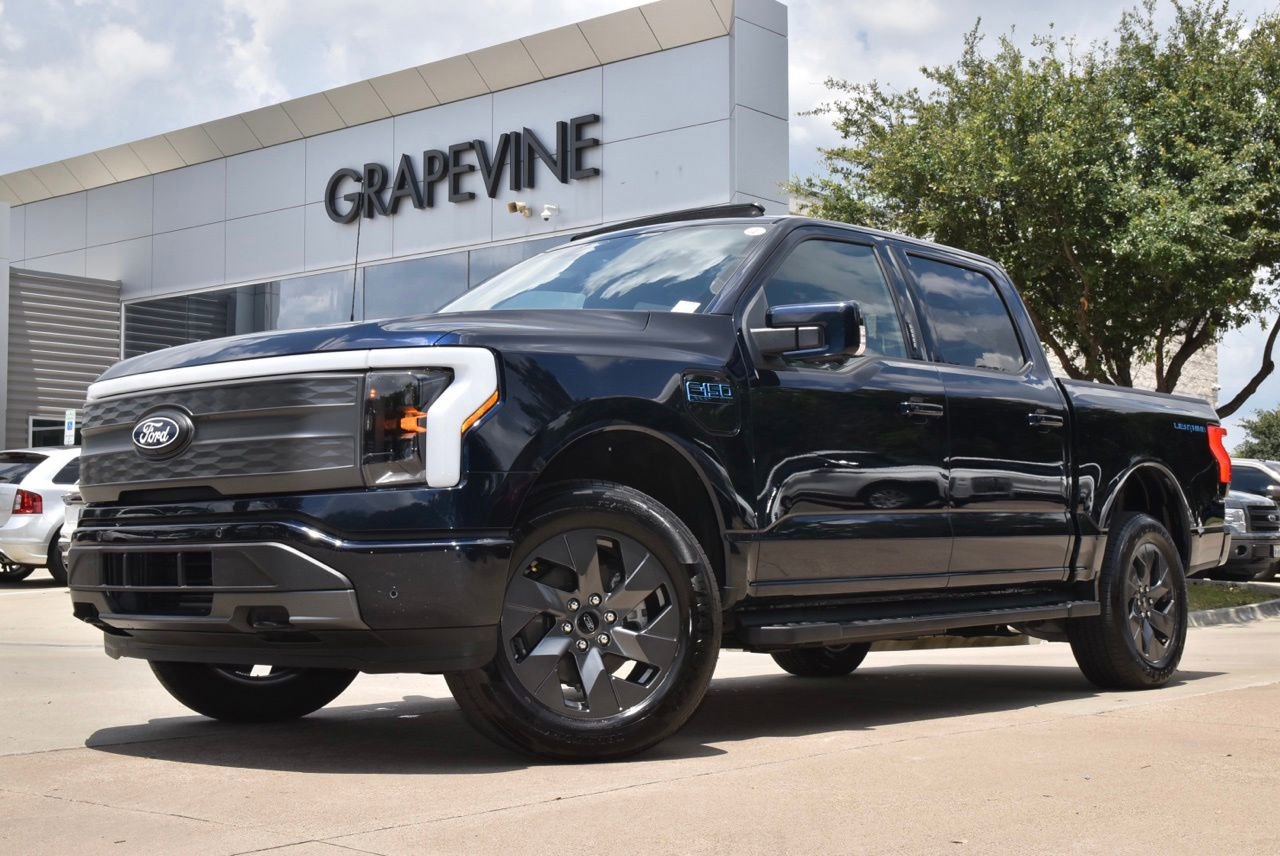 Certified 2025 Ford F150 Lightning Lariat AWD/4WD image 2
