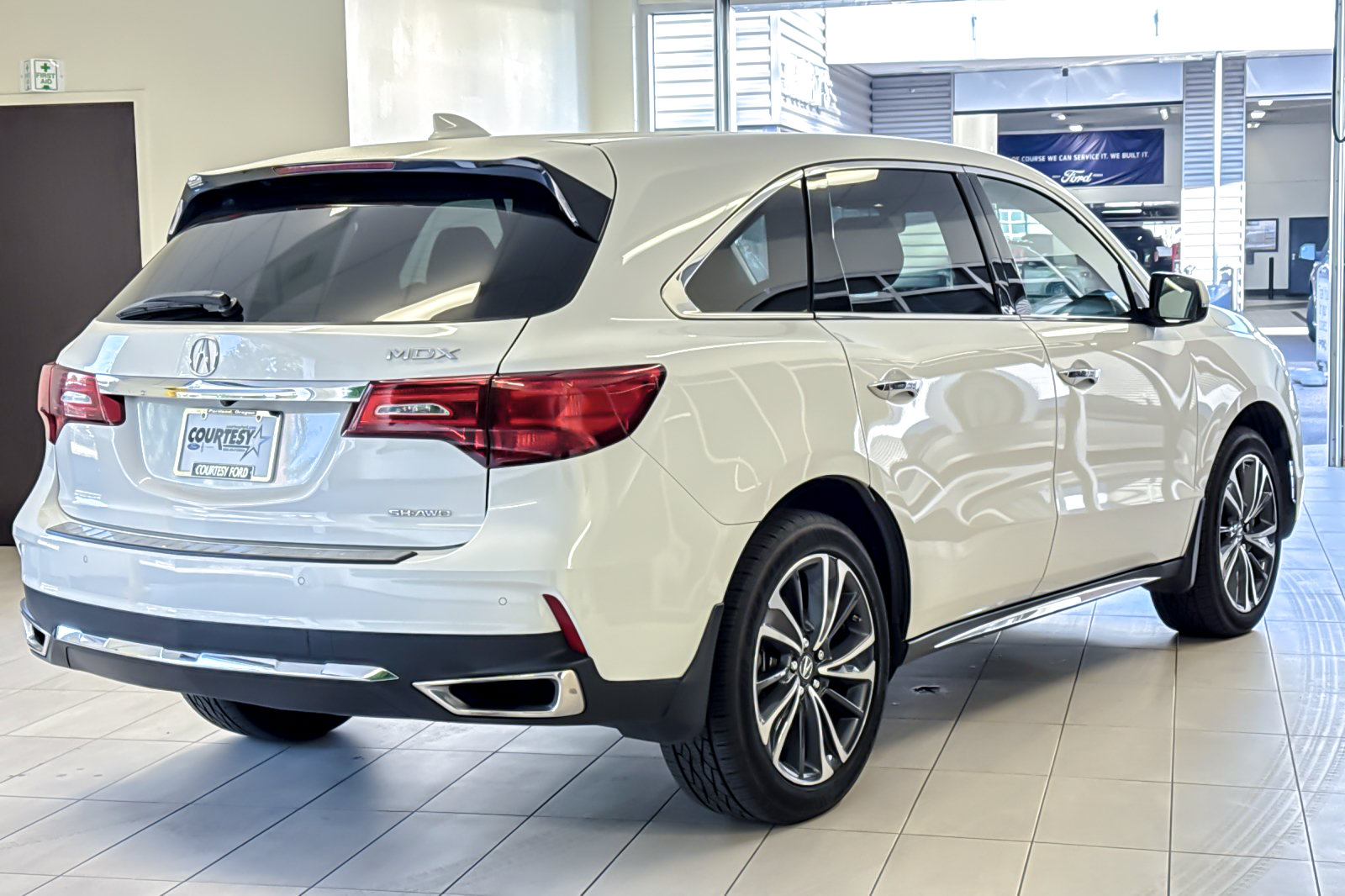 Used 2020 Acura MDX w/ Technology Package AWD/4WD image 4