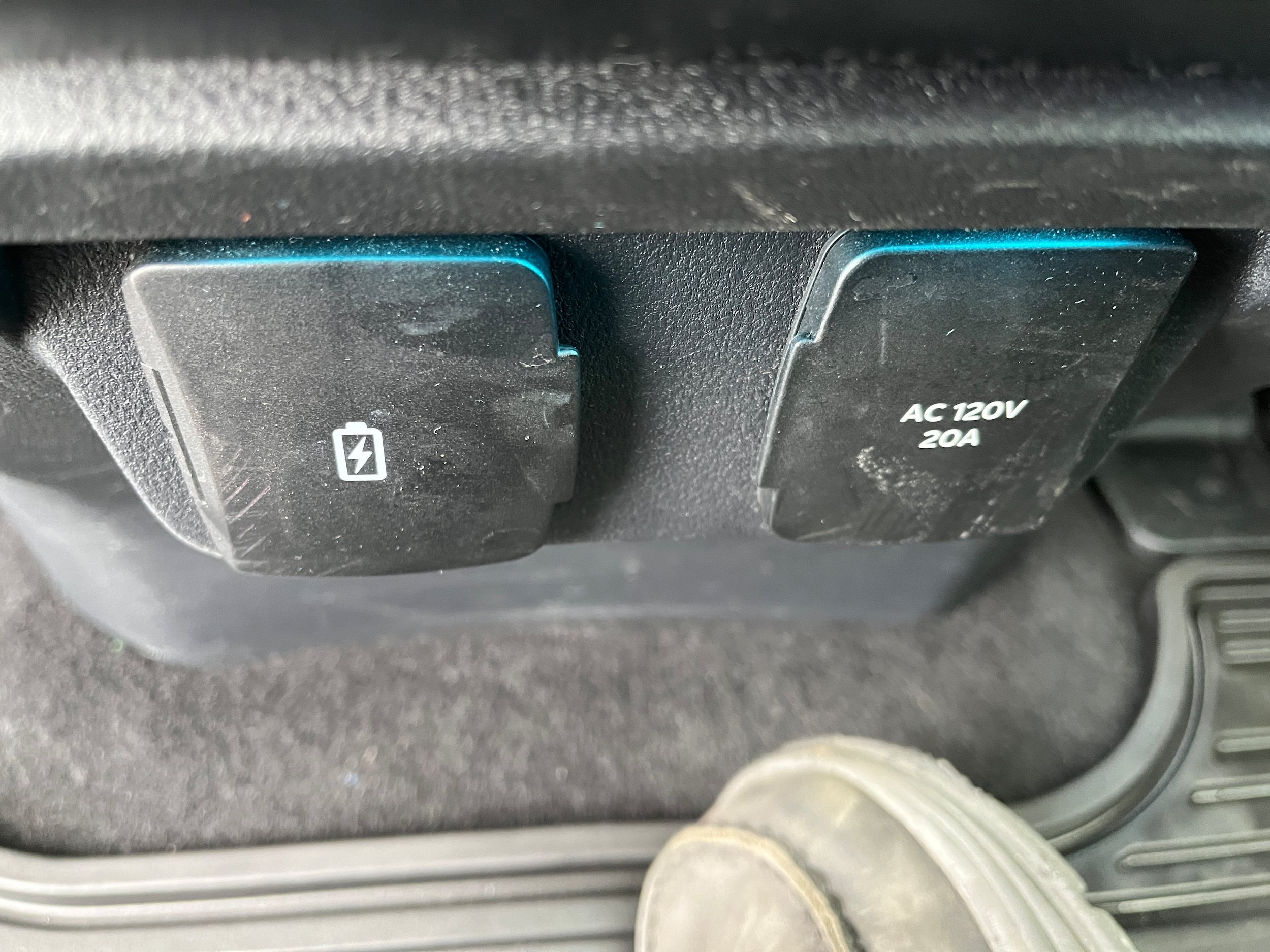 Certified 2024 Ford F150 Raptor AWD/4WD image 17