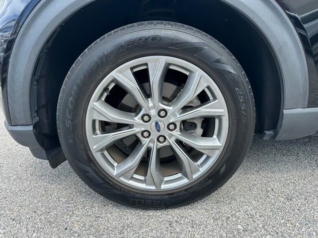 Certified 2022 Ford Explorer XLT w/ Equipment Group 202A image 33