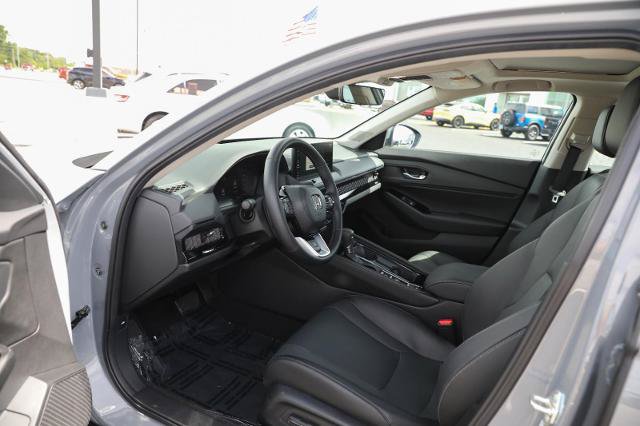 Used 2025 Honda Accord Touring image 18