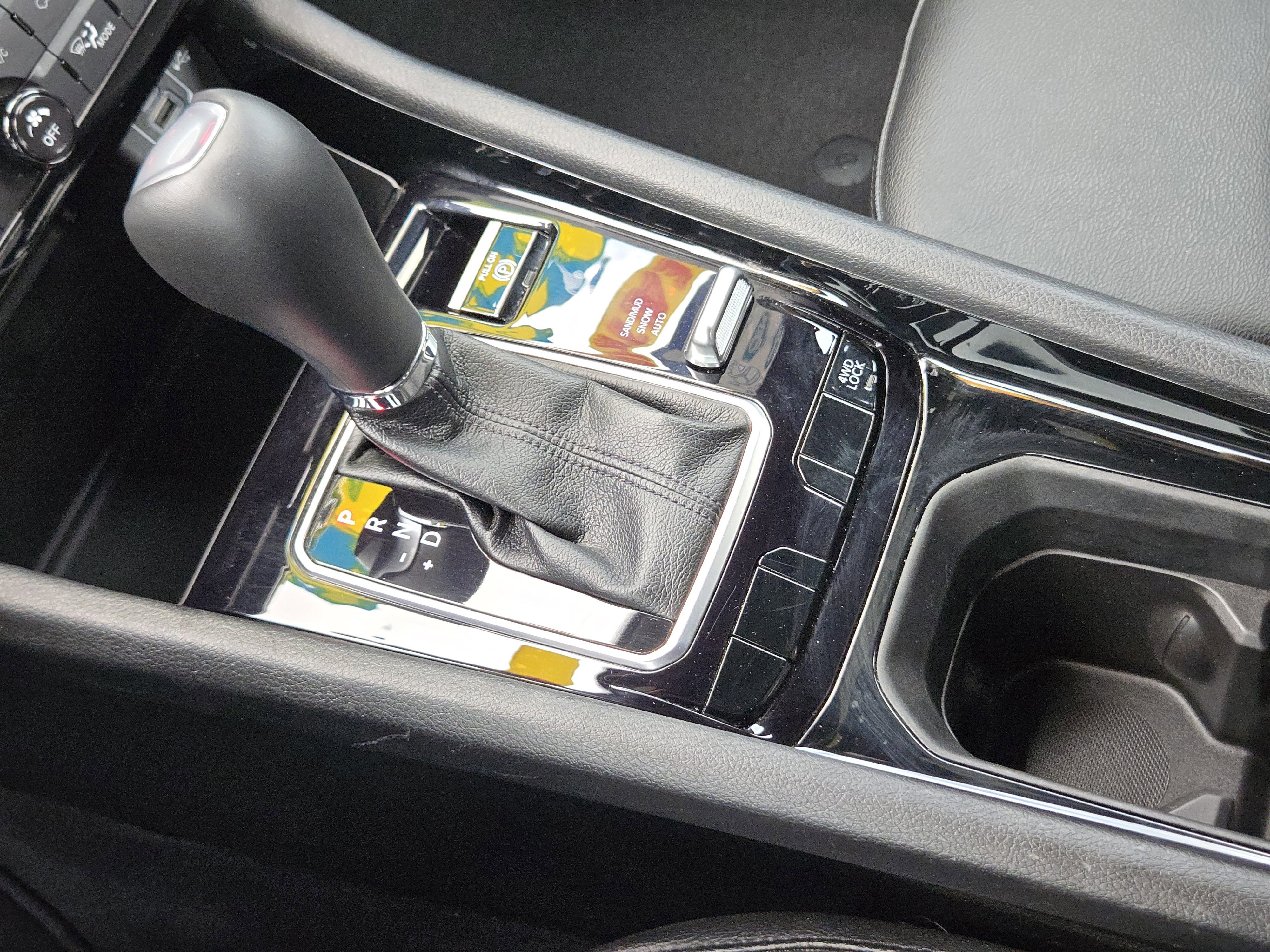 Used 2025 Jeep Compass Limited AWD/4WD image 21