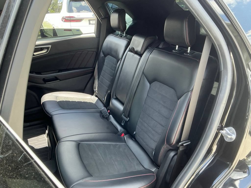 Certified 2024 Ford Edge ST-Line AWD/4WD image 24