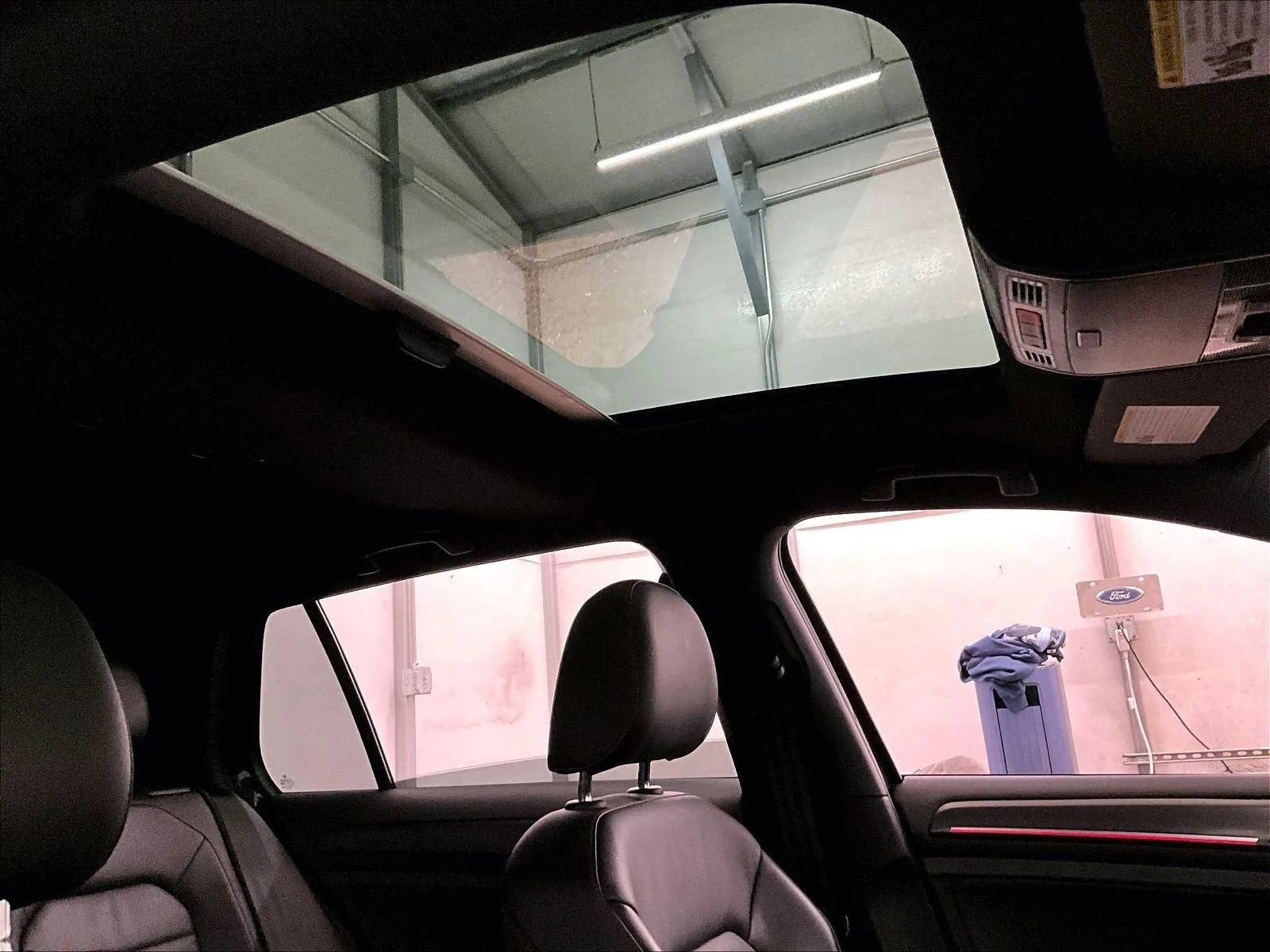 Used 2019 Volkswagen Golf S FWD image 21