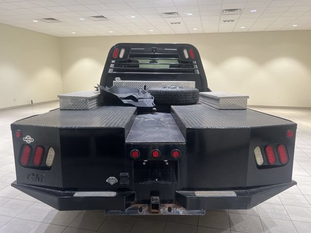 Used 2020 RAM 3500 Tradesman w/ Chrome Appearance Group RWD image 3