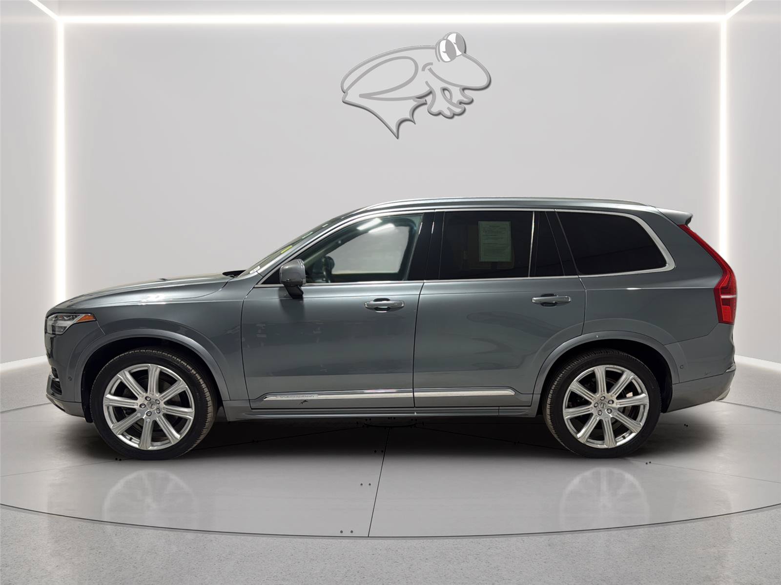 Used 2019 Volvo XC90 T6 Inscription w/ Luxury Package AWD/4WD image 2