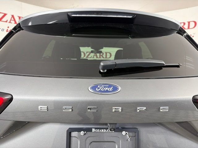 Certified 2024 Ford Escape Platinum w/ Premium Technology Package AWD/4WD image 18