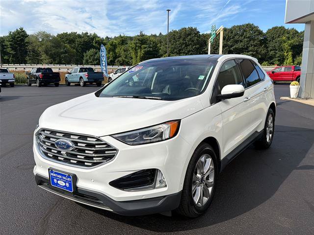 Certified 2020 Ford Edge Titanium w/ Equipment Group 301A AWD/4WD image 3