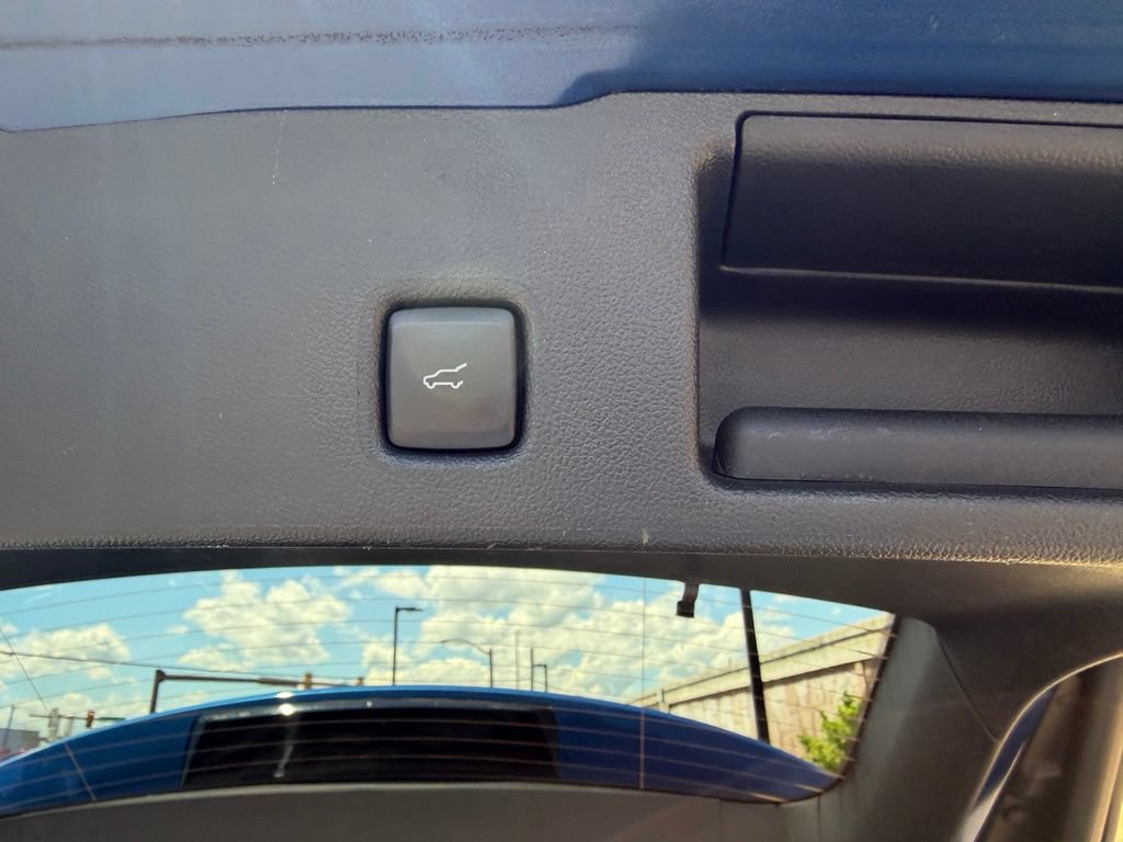 Certified 2022 Ford Escape SE w/ SE Sport Appearance Package AWD/4WD image 25
