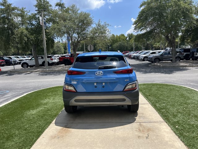 Used 2022 Hyundai Kona SEL w/ Cargo Package AWD/4WD image 7