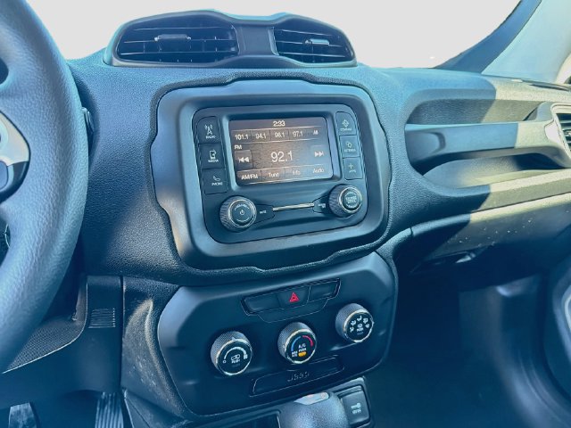 Used 2019 Jeep Renegade Sport FWD image 25