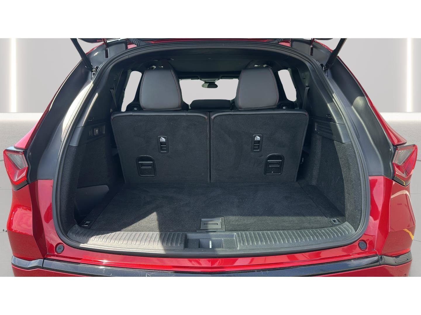 Used 2024 Acura MDX A-Spec image 9