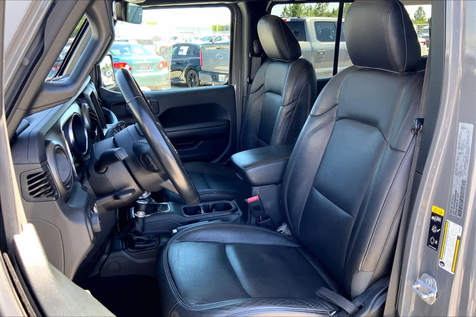Used 2021 Jeep Wrangler Unlimited Sport AWD/4WD image 8