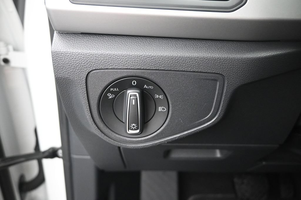 Used 2023 Volkswagen Atlas SE AWD/4WD image 22