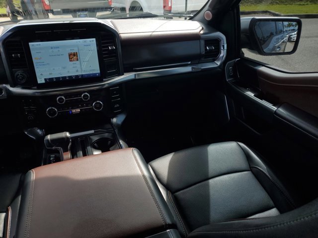 Certified 2022 Ford F150 Lariat w/ Equipment Group 502A High image 22