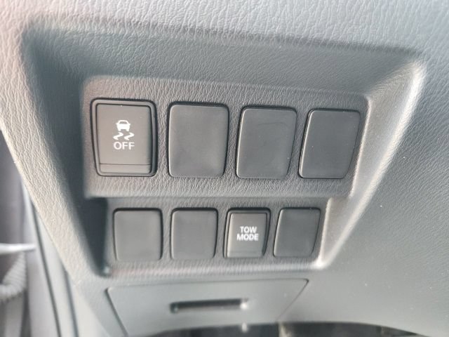 Used 2017 Nissan Pathfinder S FWD image 26