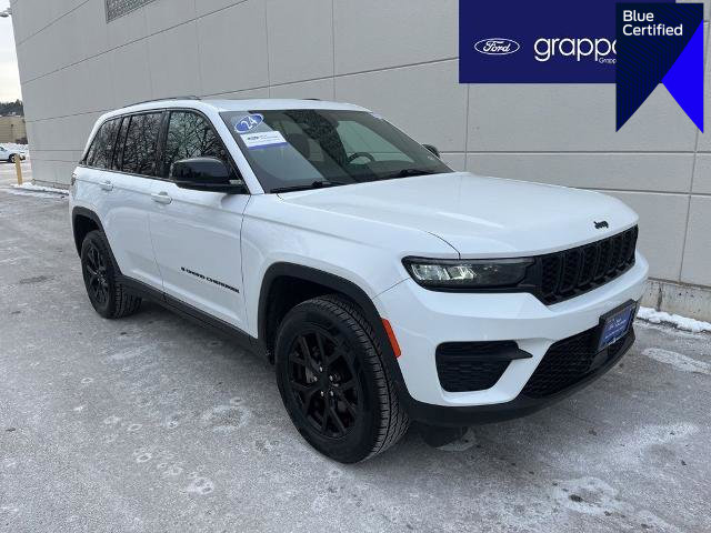 Used 2024 Jeep Grand Cherokee Altitude image 1