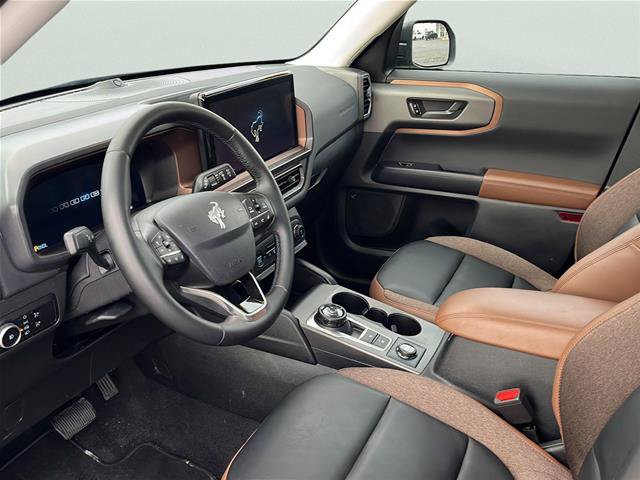 Certified 2025 Ford Bronco Sport Outer Banks w/ Outer Banks Tech Package+ AWD/4WD image 9