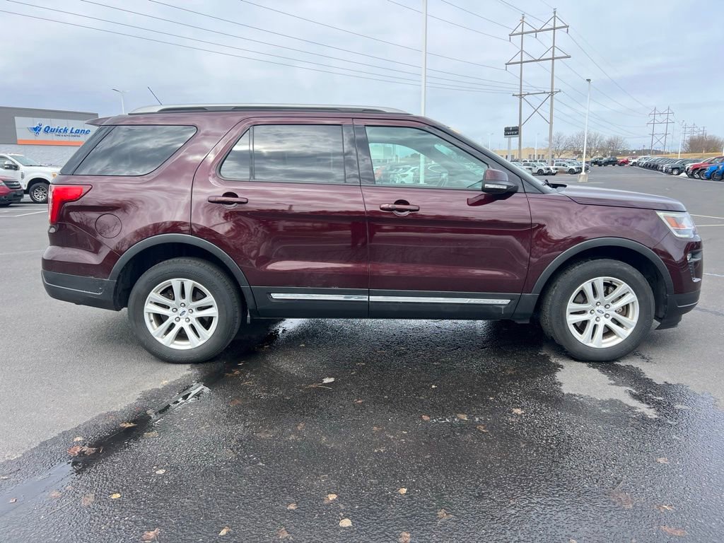 Certified 2018 Ford Explorer XLT w/ Equipment Group 202A image 8