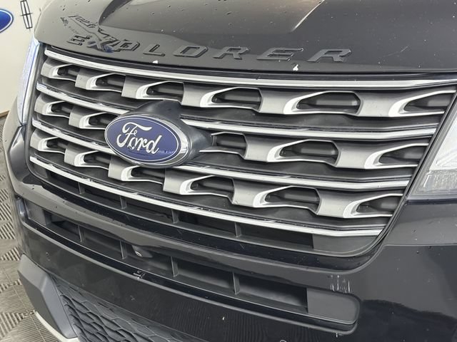 Certified 2017 Ford Explorer Limited FWD image 21