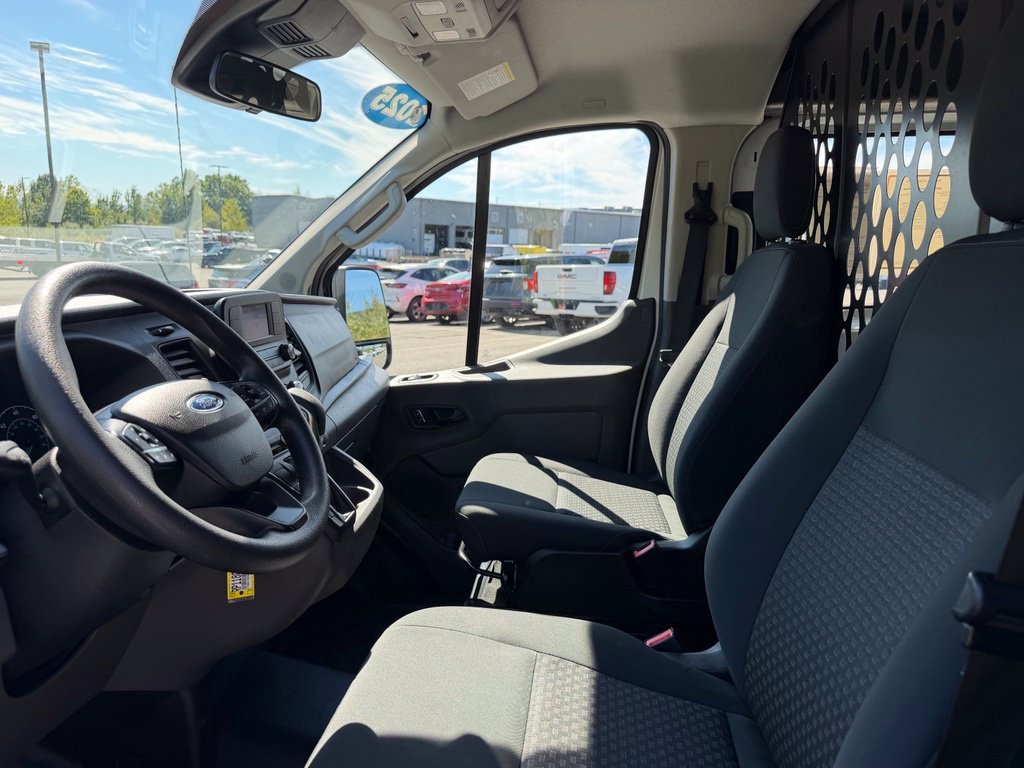 Certified 2025 Ford Transit 250 Low Roof w/ Exterior Upgrade Package RWD image 5