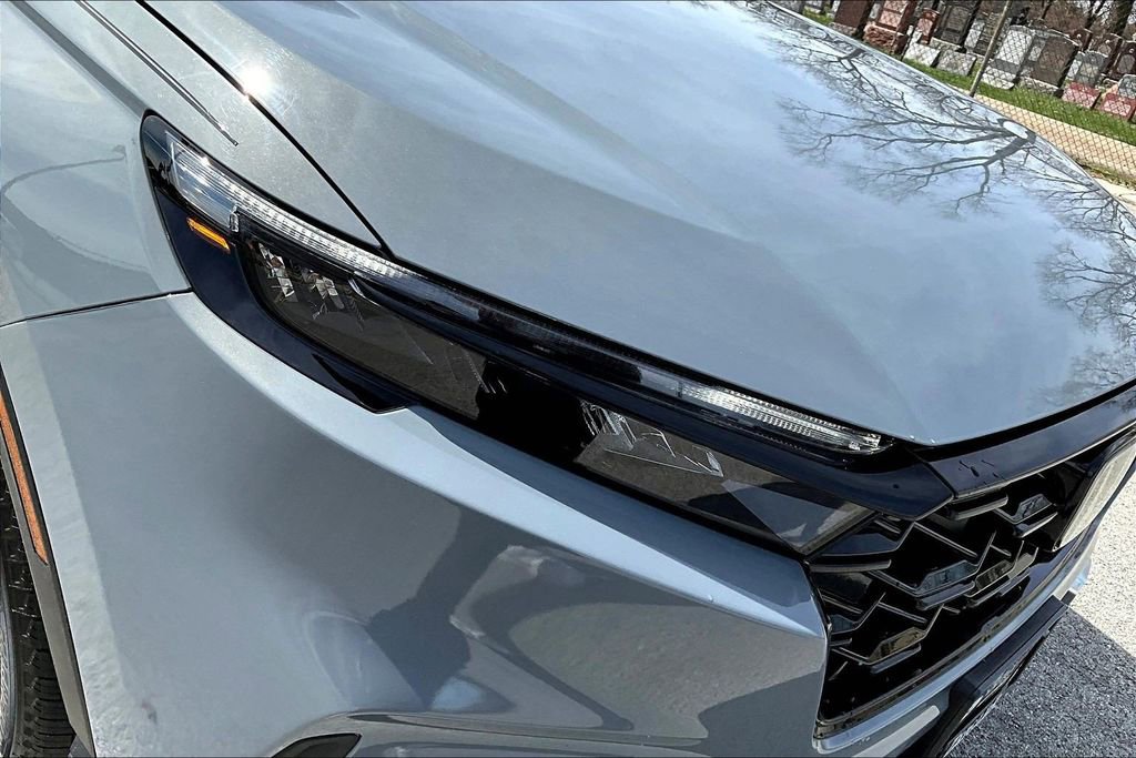 Used 2026 Honda CR-V Sport Touring image 28